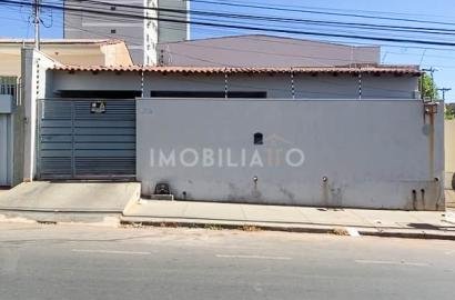 Casa Grande com 3 quartos 1 Suíte no Bairro Goiabeiras
