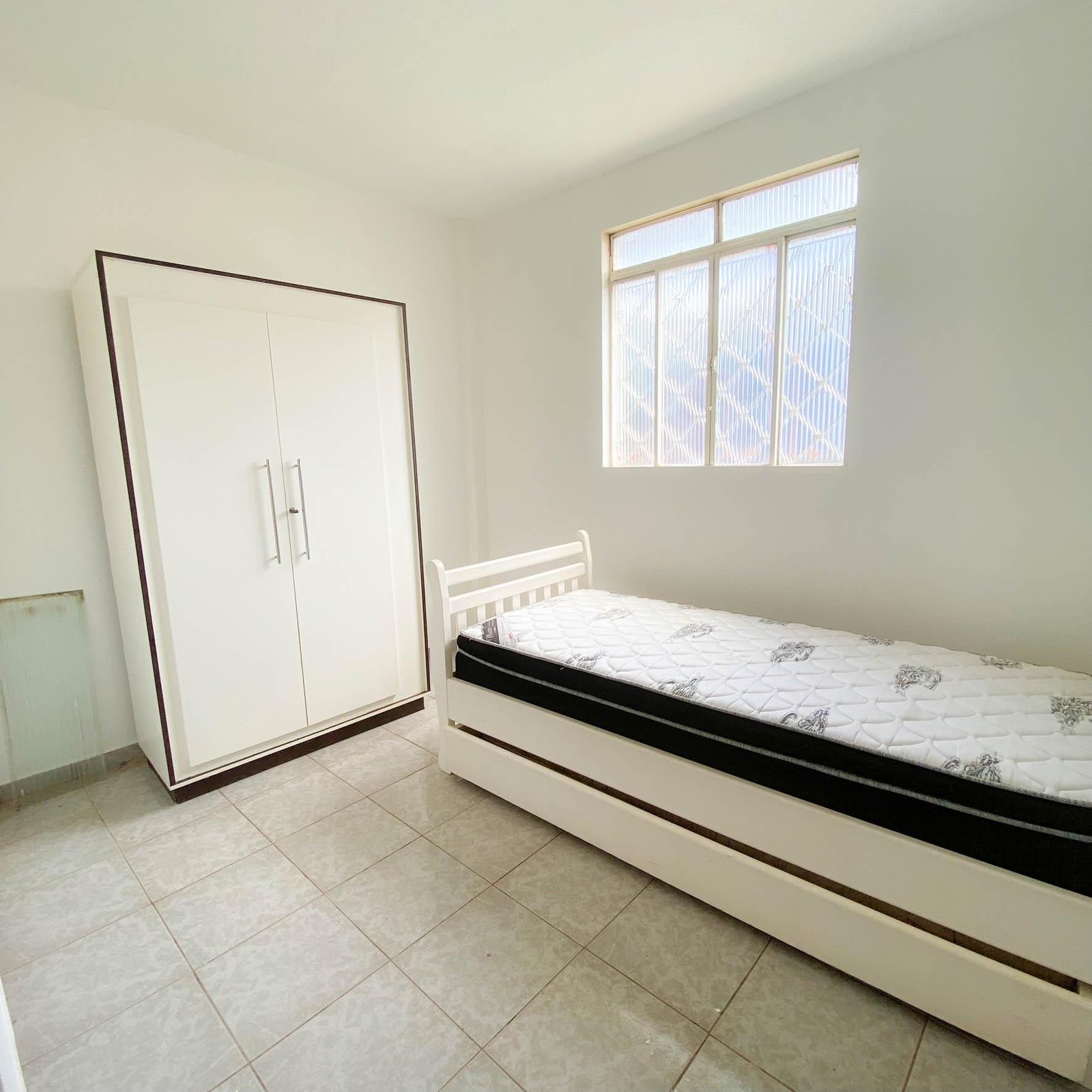 Apartamento Semi Mobiliado com 2 quartos ao lado do parque das águas em Cuiabá