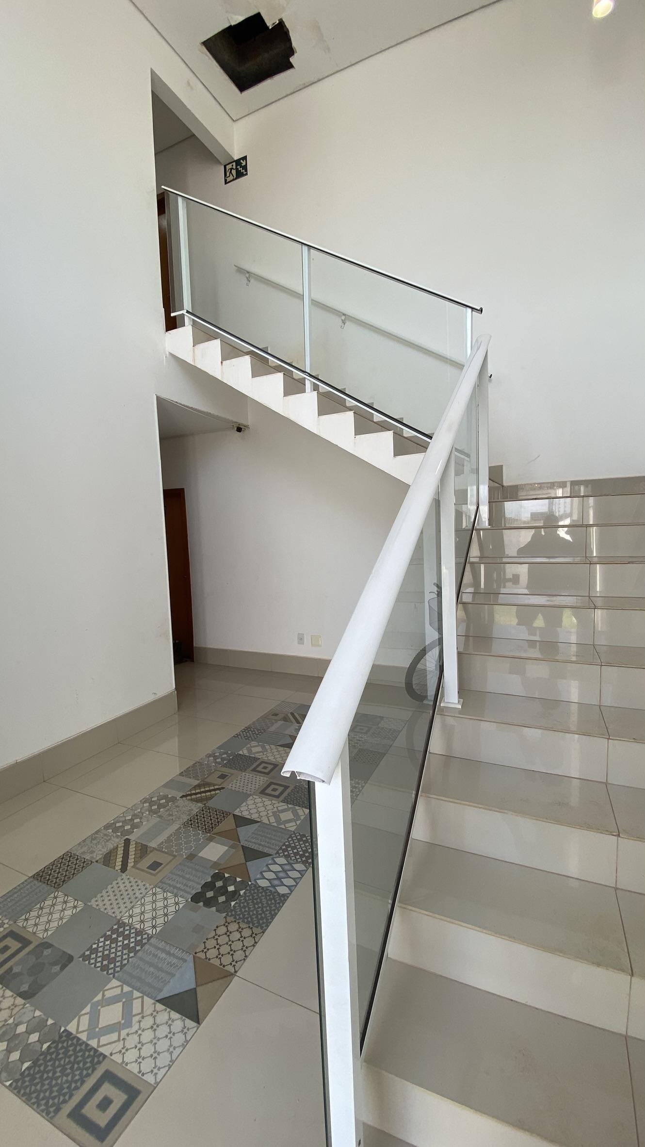 Apartamento à Venda no Altos do Coxipó em Cuiabá com 2 Quartos, Planejados e Ar-Condicionado