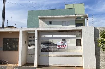 Apartamento à Venda no Altos do Coxipó em Cuiabá com 2 Quartos, Planejados e Ar-Condicionado