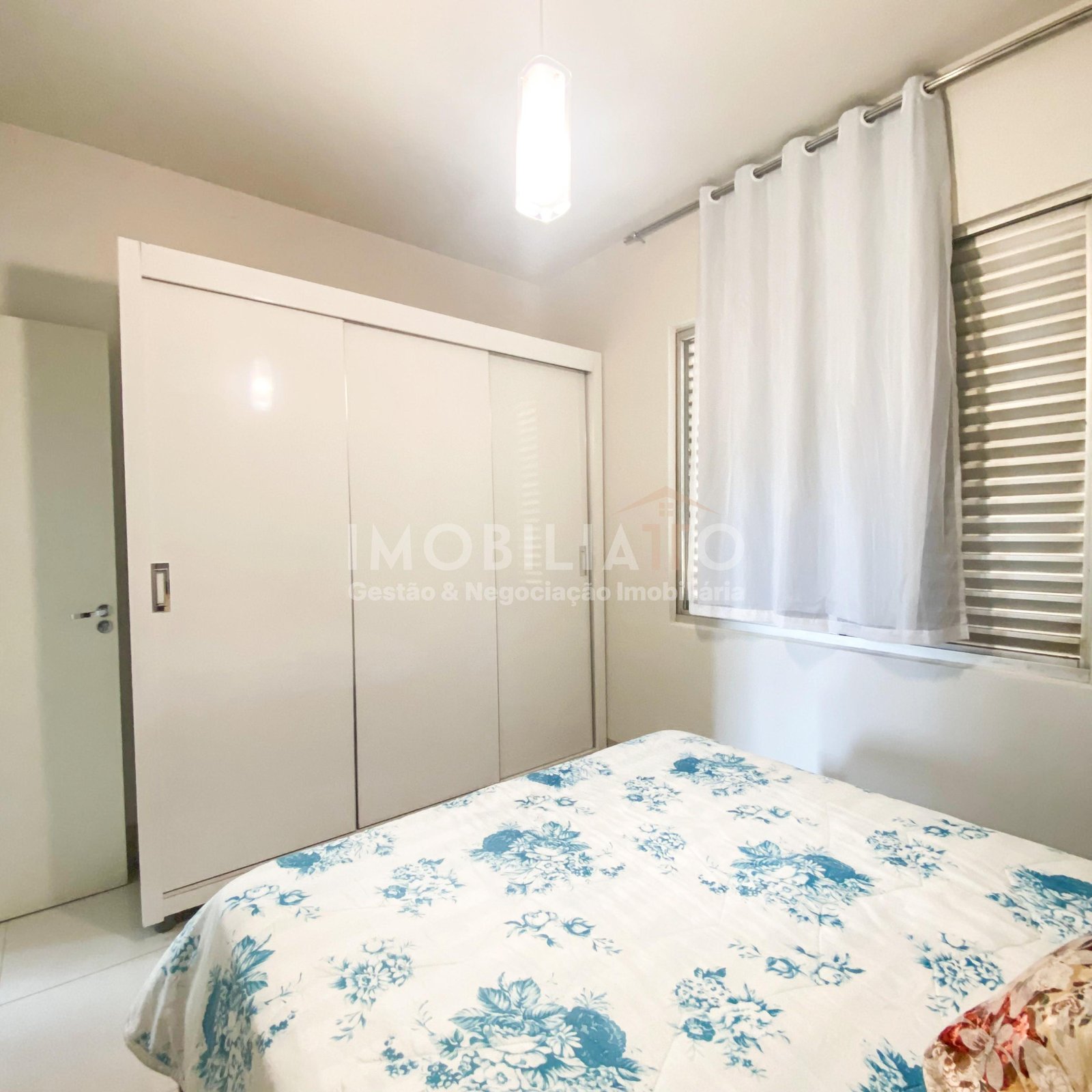 Apartamento Mobiliado para Alugar no Bairro Araés com IPTU e Condomínio INCLUSO