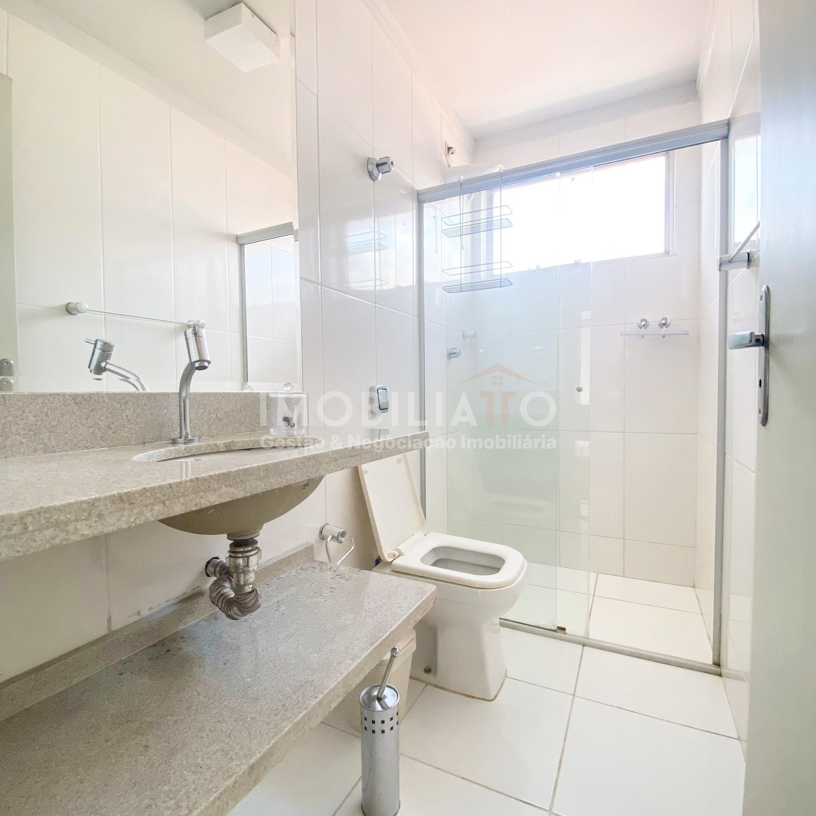 Apartamento Mobiliado para Alugar no Bairro Araés com IPTU e Condomínio INCLUSO