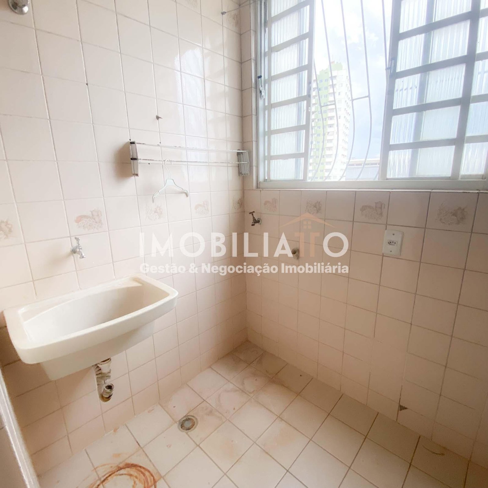 Apartamento à venda na Cidade Alta em Cuiabá - 2 quartos, 150m da Arena Pantanal