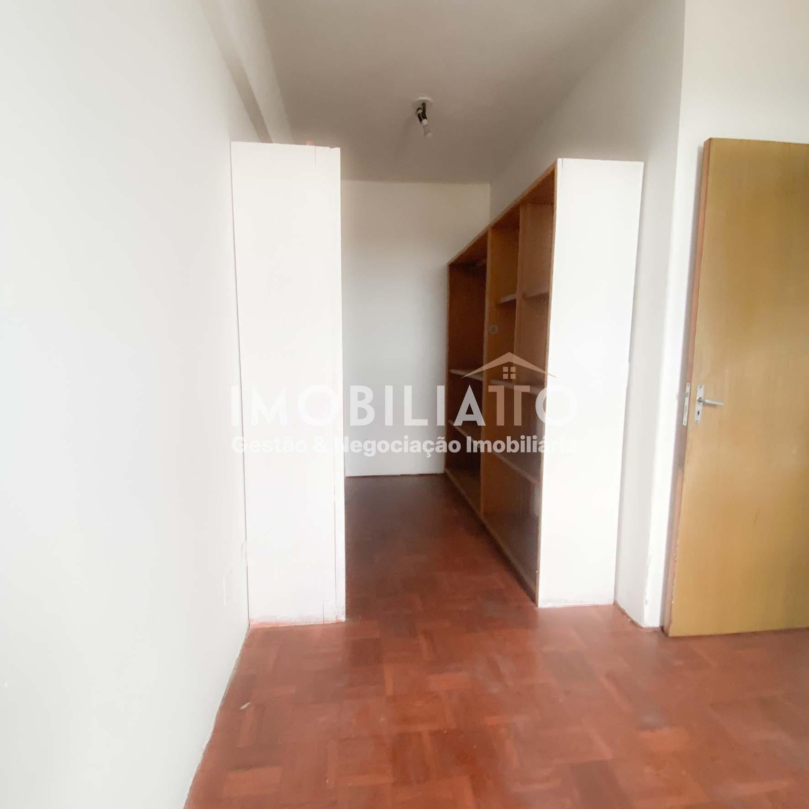 Apartamento à venda na Cidade Alta em Cuiabá - 2 quartos, 150m da Arena Pantanal