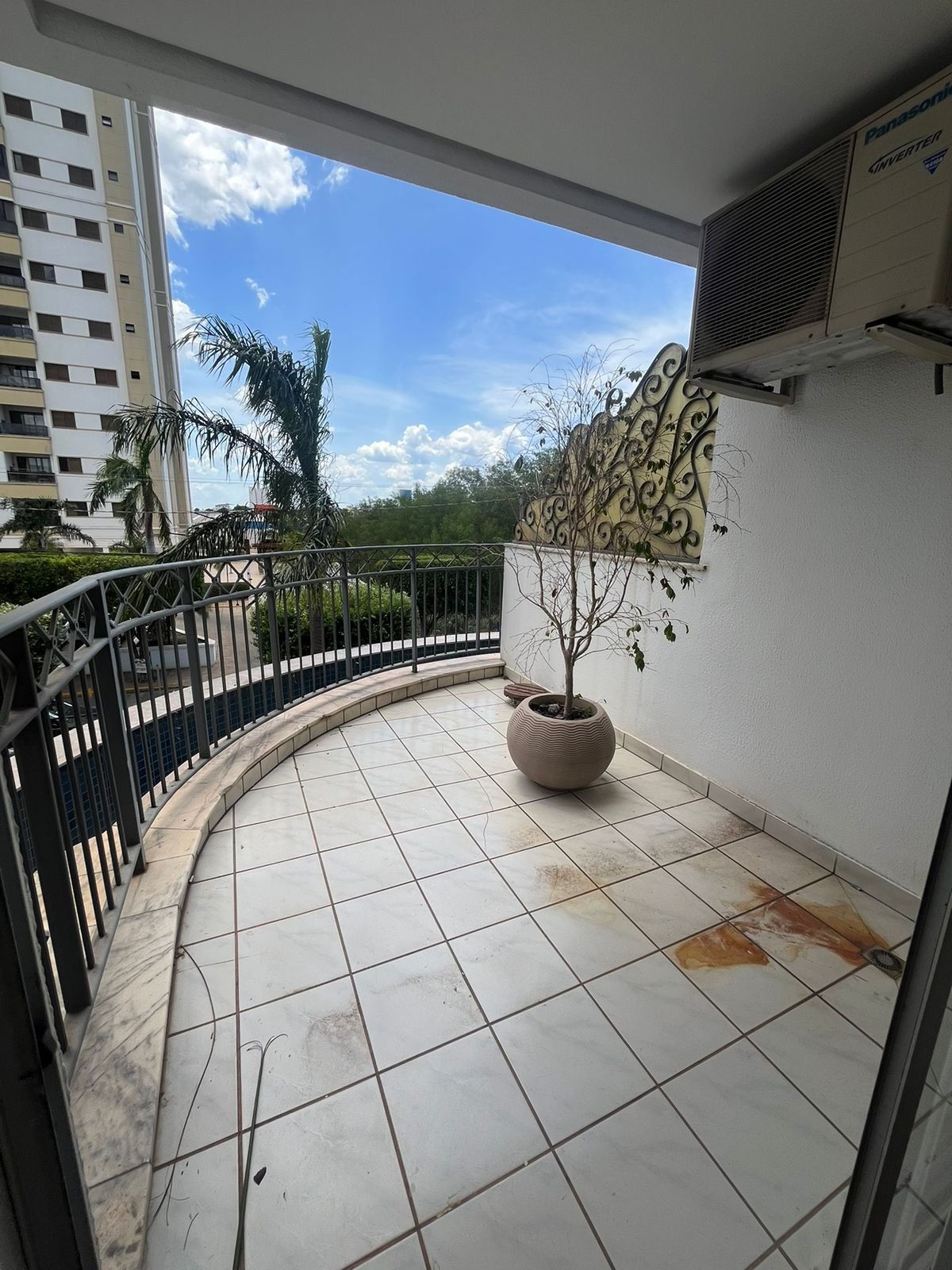 Apartamento Localizado no Condomínio Villagio Della Torre