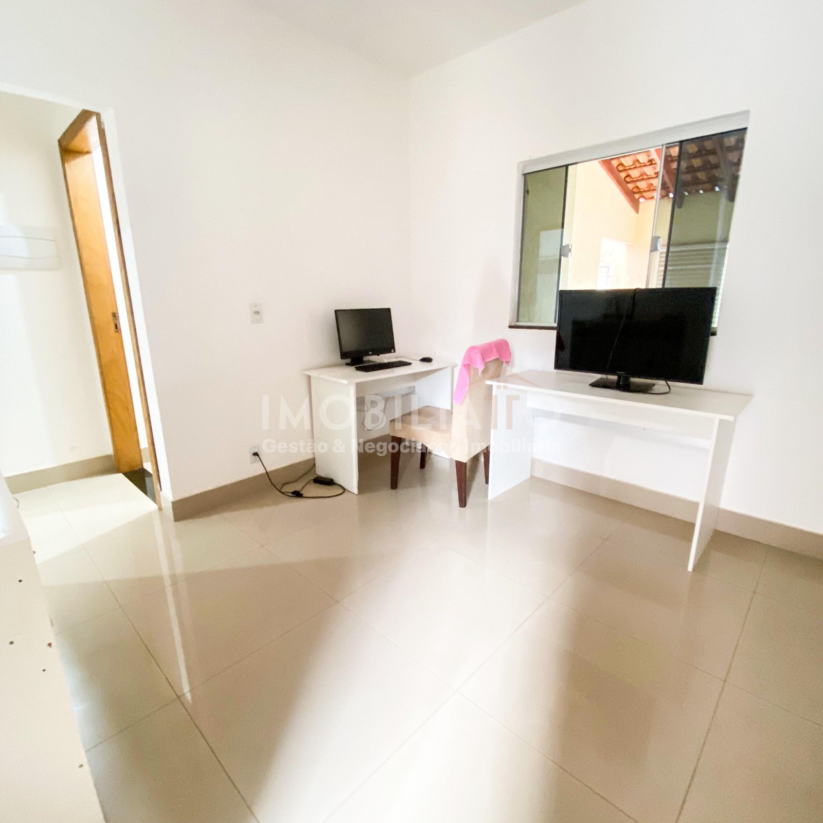 Casa Térrea à Venda - Jardim Vitória, Cuiabá