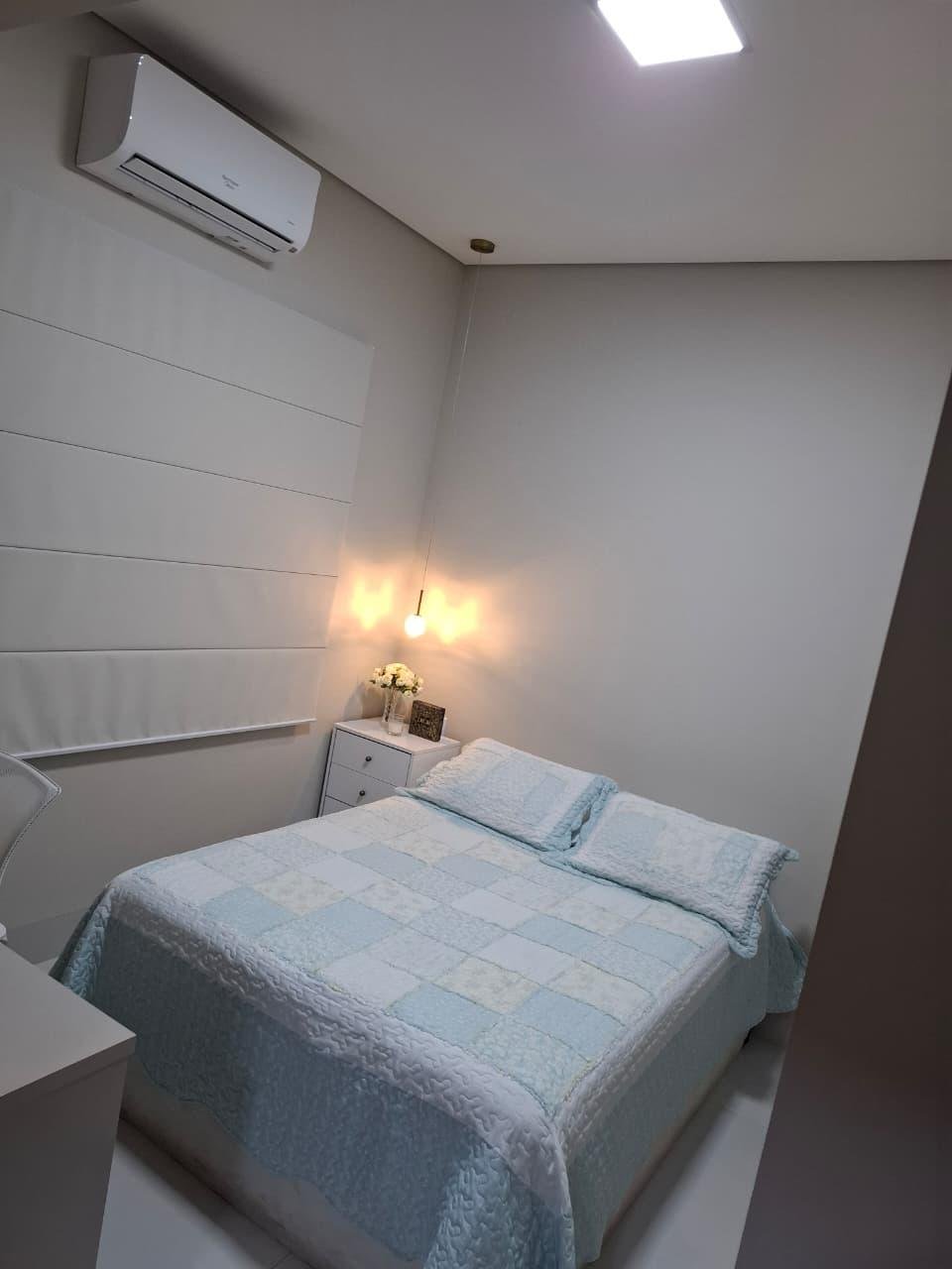 Casa de alto padrão à venda no Condomínio Primor das Torres em Cuiabá – 3 quartos, porteira fechada e energia solar