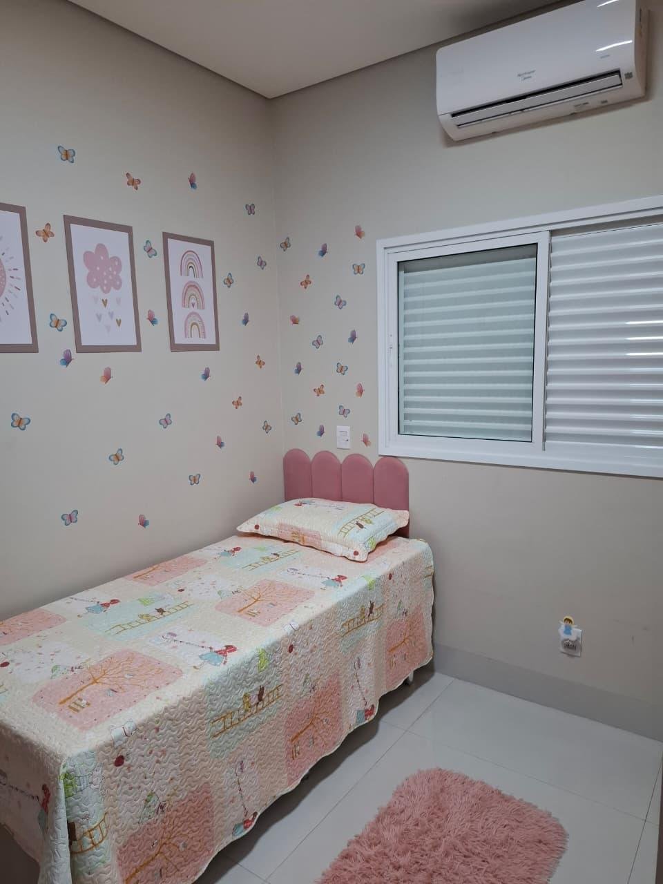 Casa de alto padrão à venda no Condomínio Primor das Torres em Cuiabá – 3 quartos, porteira fechada e energia solar