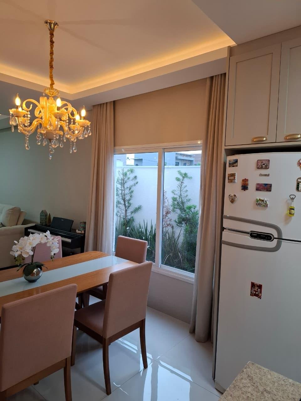 Casa de alto padrão à venda no Condomínio Primor das Torres em Cuiabá – 3 quartos, porteira fechada e energia solar