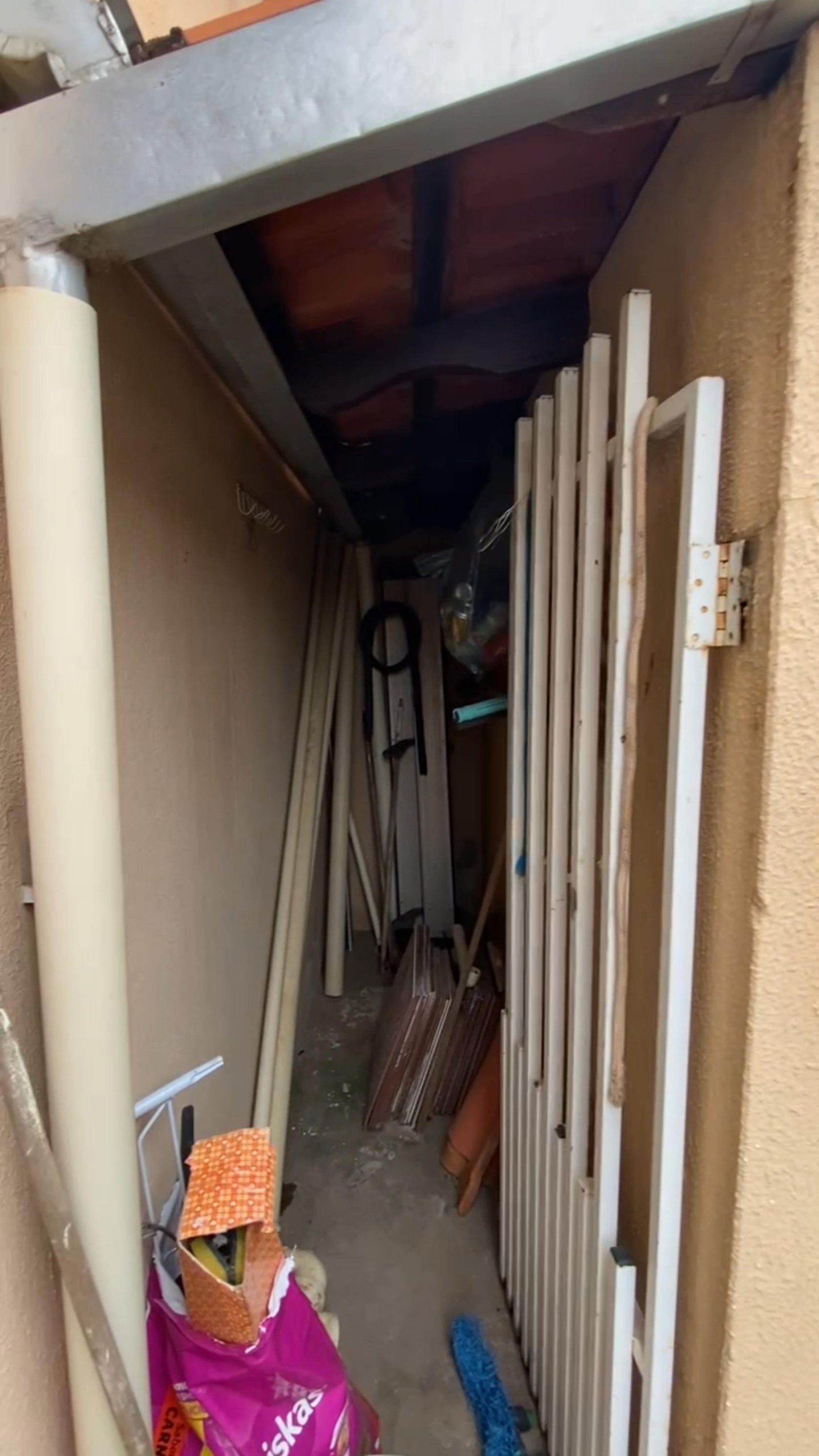 Casa à Venda no Santa Cruz II em Cuiabá – 2 Quartos (1 Suíte), Área Gourmet e 2 Edículas