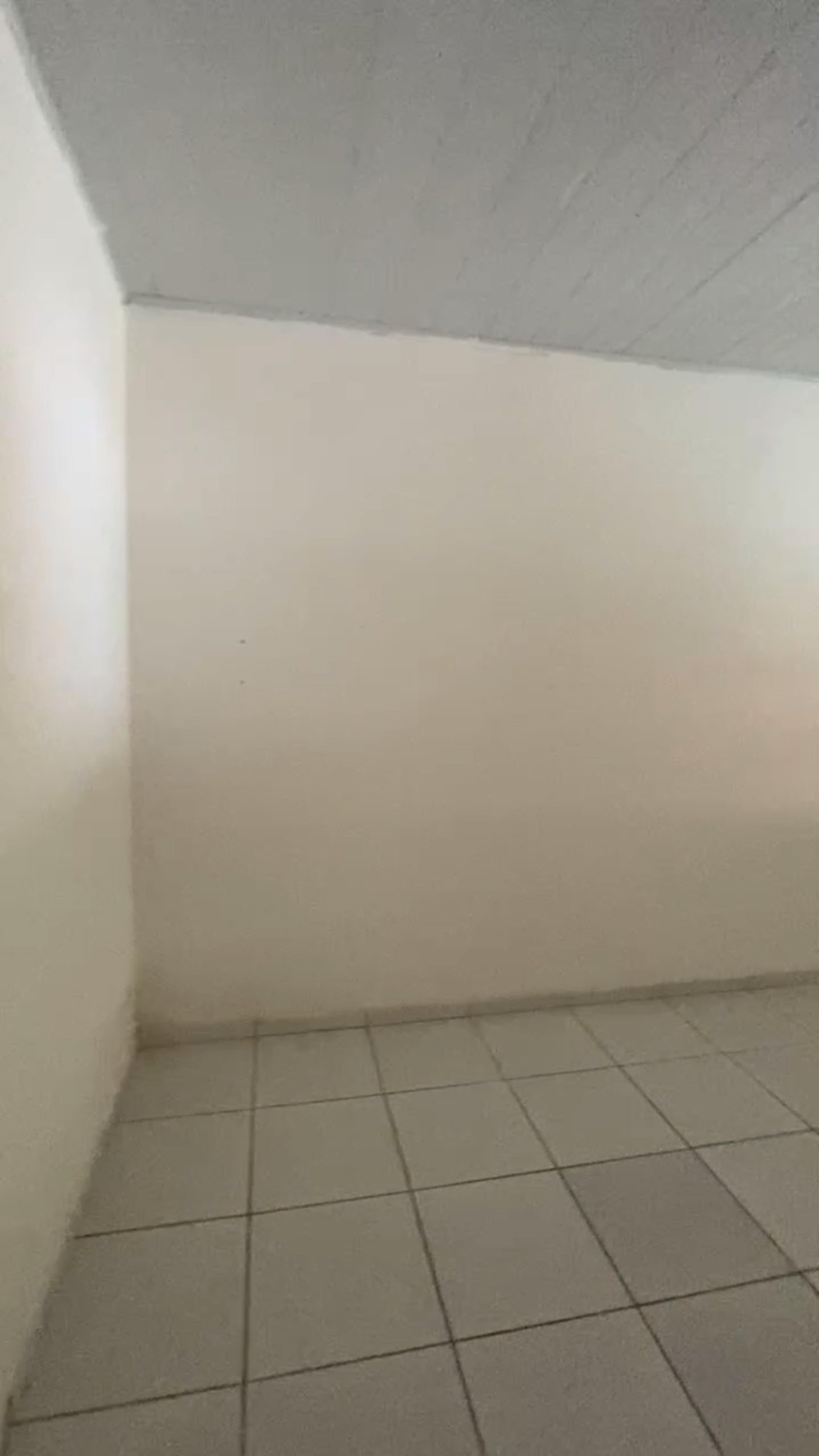 Casa à Venda no Santa Cruz II em Cuiabá – 2 Quartos (1 Suíte), Área Gourmet e 2 Edículas