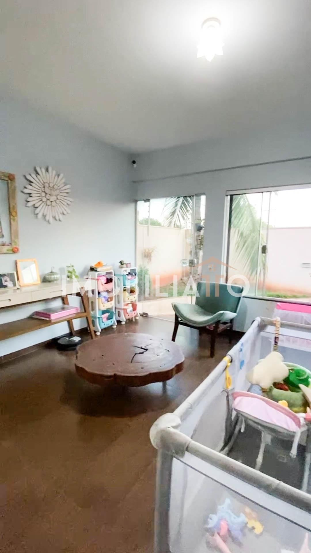 Sobrado Imponente à Venda no Bairro Santa Cruz 2 – 4 Suítes, Piscina e Área Gourmet – Cuiabá