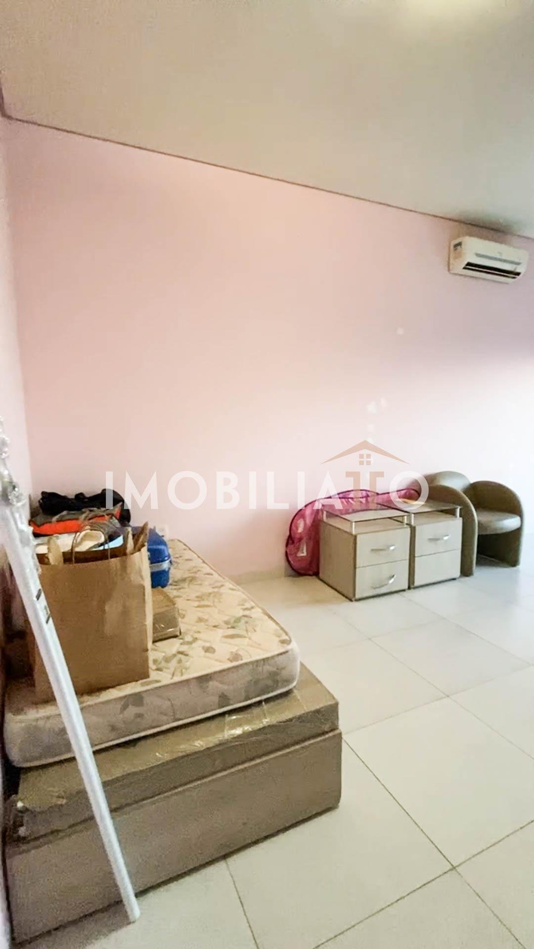 Sobrado Imponente à Venda no Bairro Santa Cruz 2 – 4 Suítes, Piscina e Área Gourmet – Cuiabá