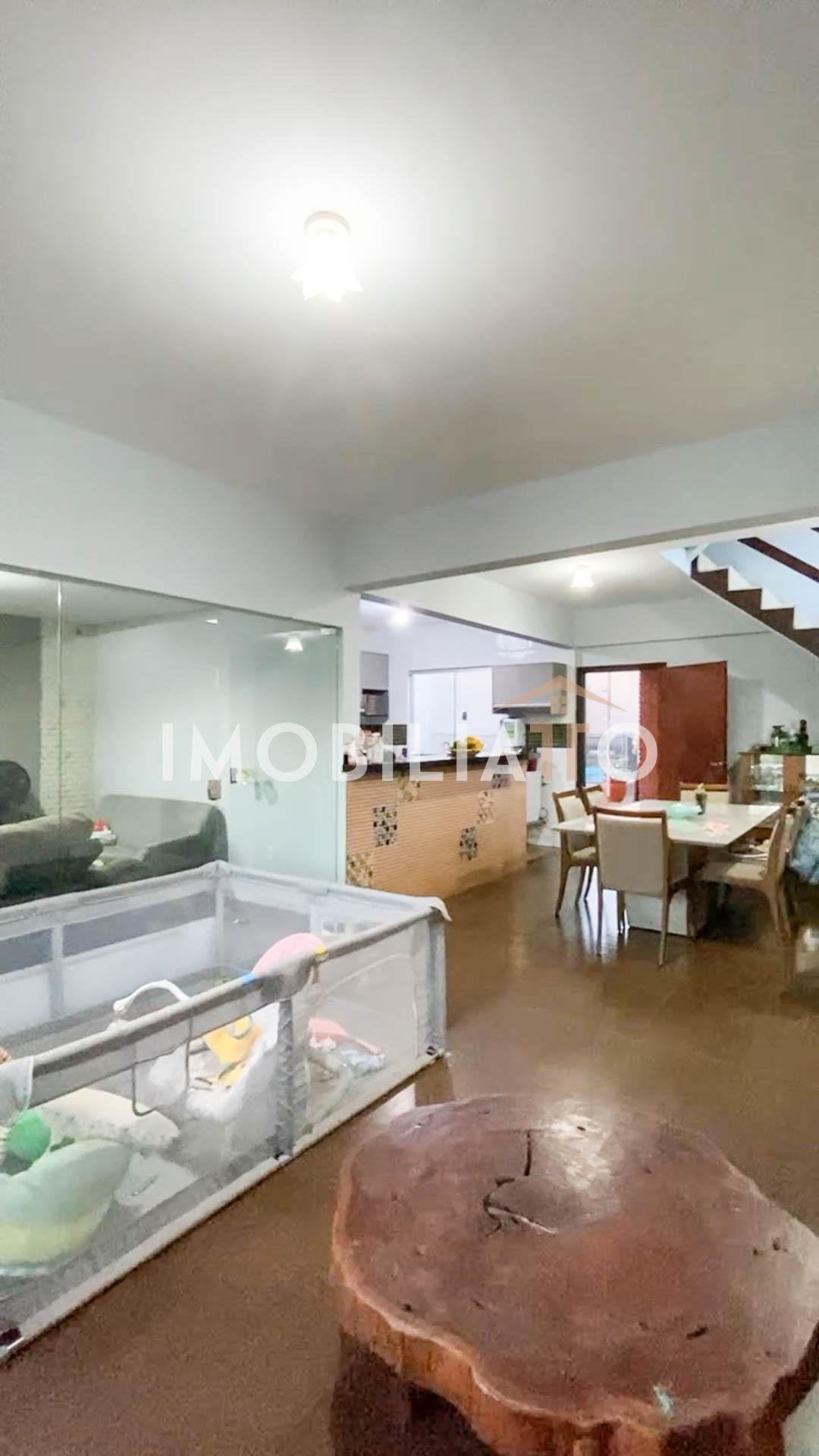 Sobrado Imponente à Venda no Bairro Santa Cruz 2 – 4 Suítes, Piscina e Área Gourmet – Cuiabá