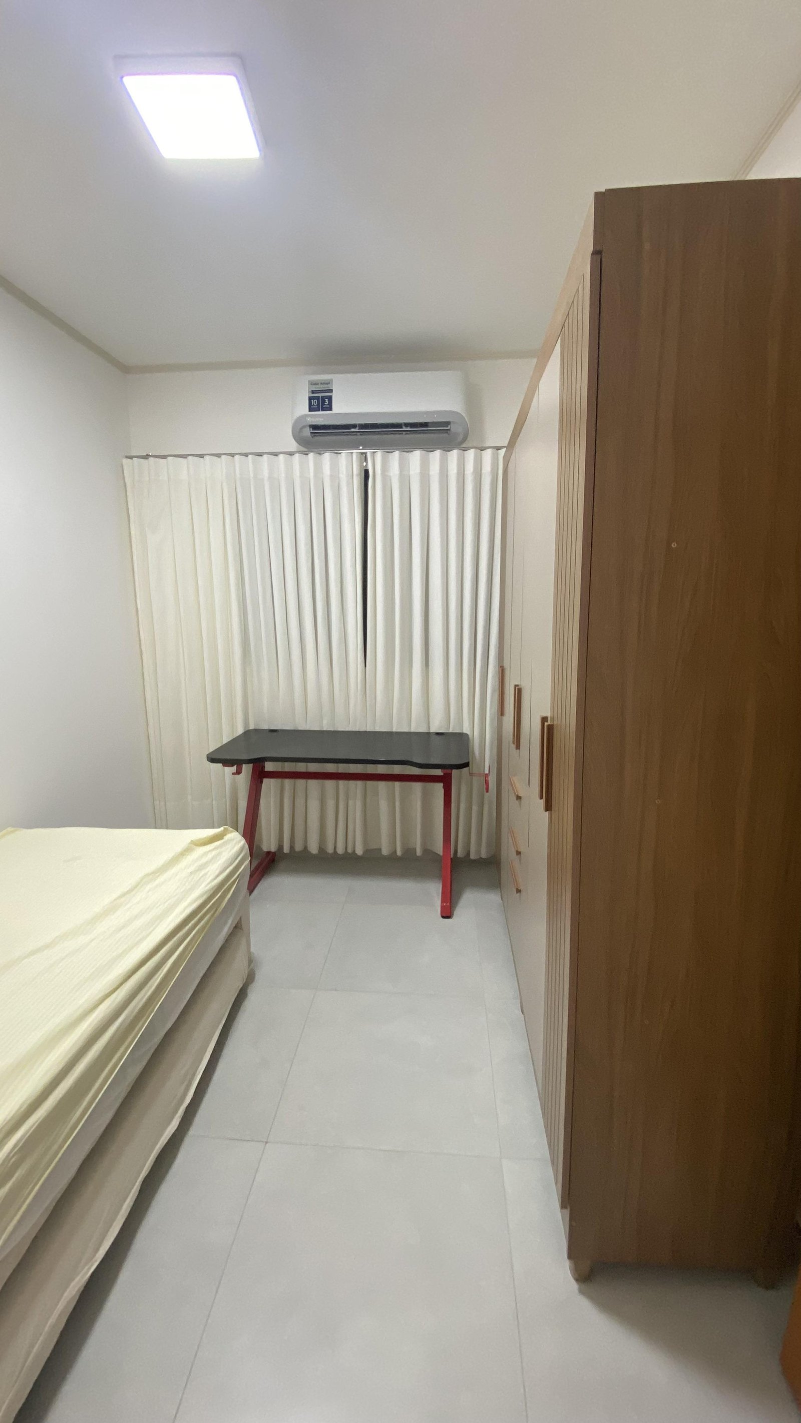 Apartamento mobiliado para locação no Condomínio Bela Marina em Cuiabá – 2 quartos e 2 vagas