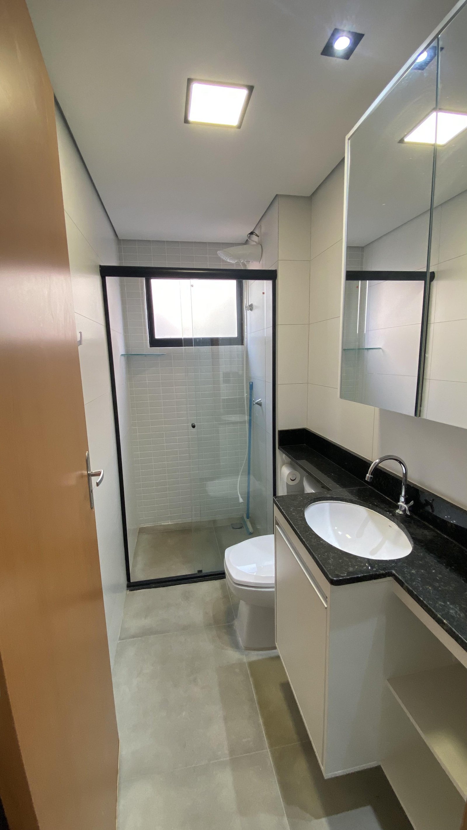 Apartamento mobiliado para locação no Condomínio Bela Marina em Cuiabá – 2 quartos e 2 vagas