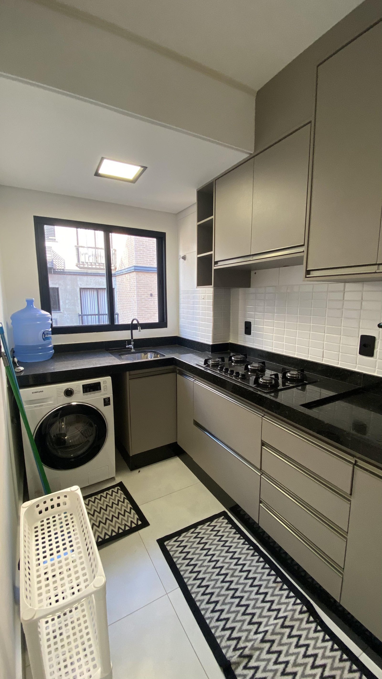 Apartamento mobiliado para locação no Condomínio Bela Marina em Cuiabá – 2 quartos e 2 vagas