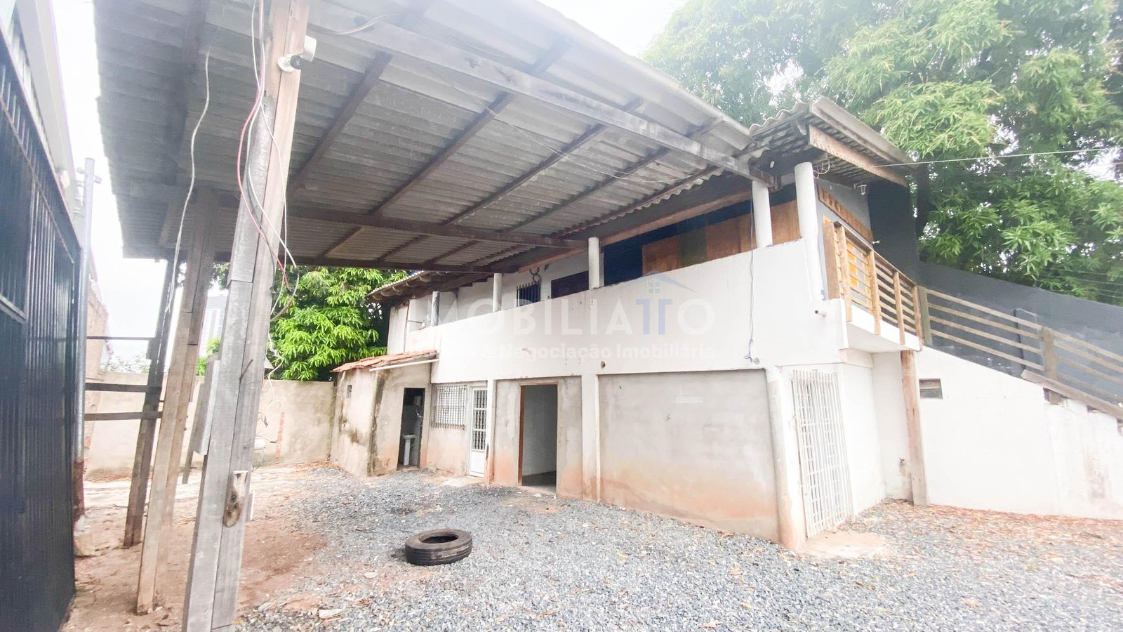 Aluga-se Ponto Comercial na Miguel Sútil em Ótima Localização