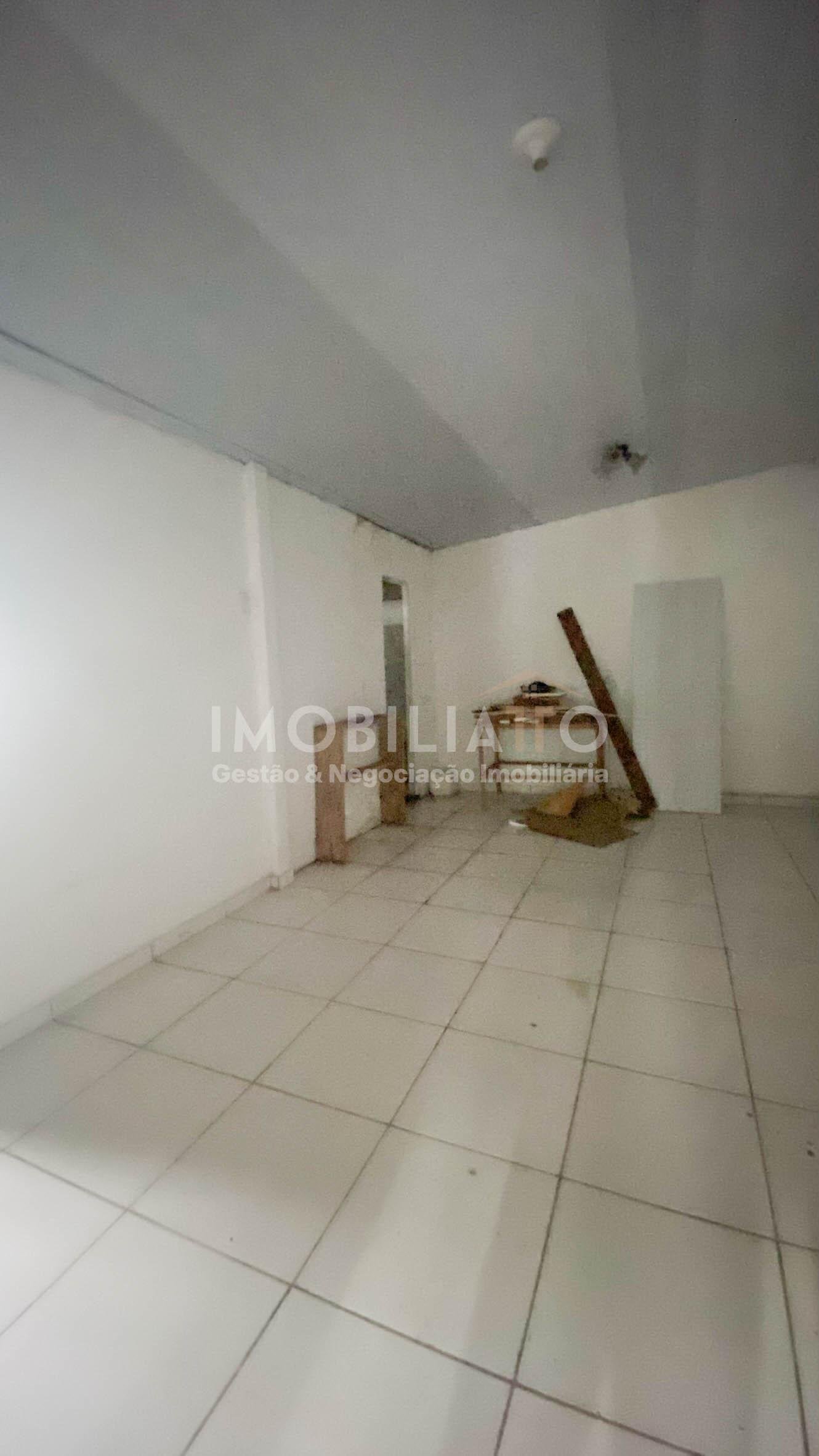 Aluga-se Ponto Comercial na Miguel Sútil em Ótima Localização