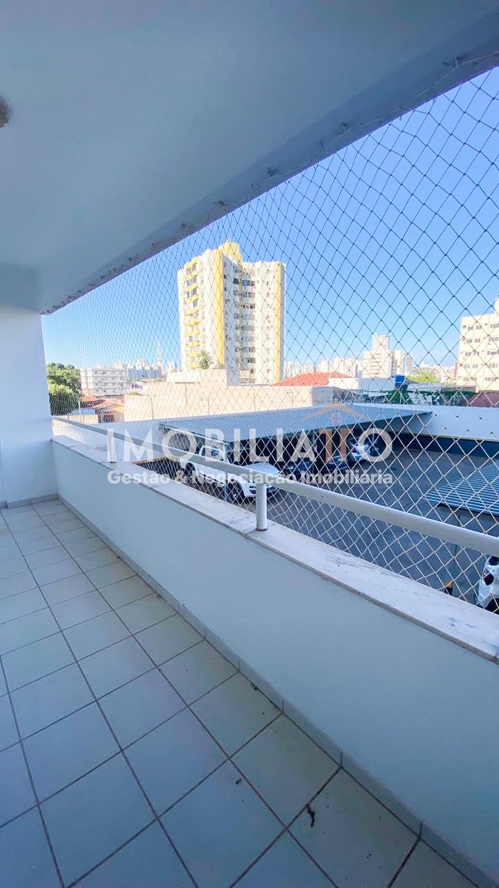 Apartamento à venda no Edifício Villa Santander em Cuiabá – 3 quartos, suíte e varanda ampla