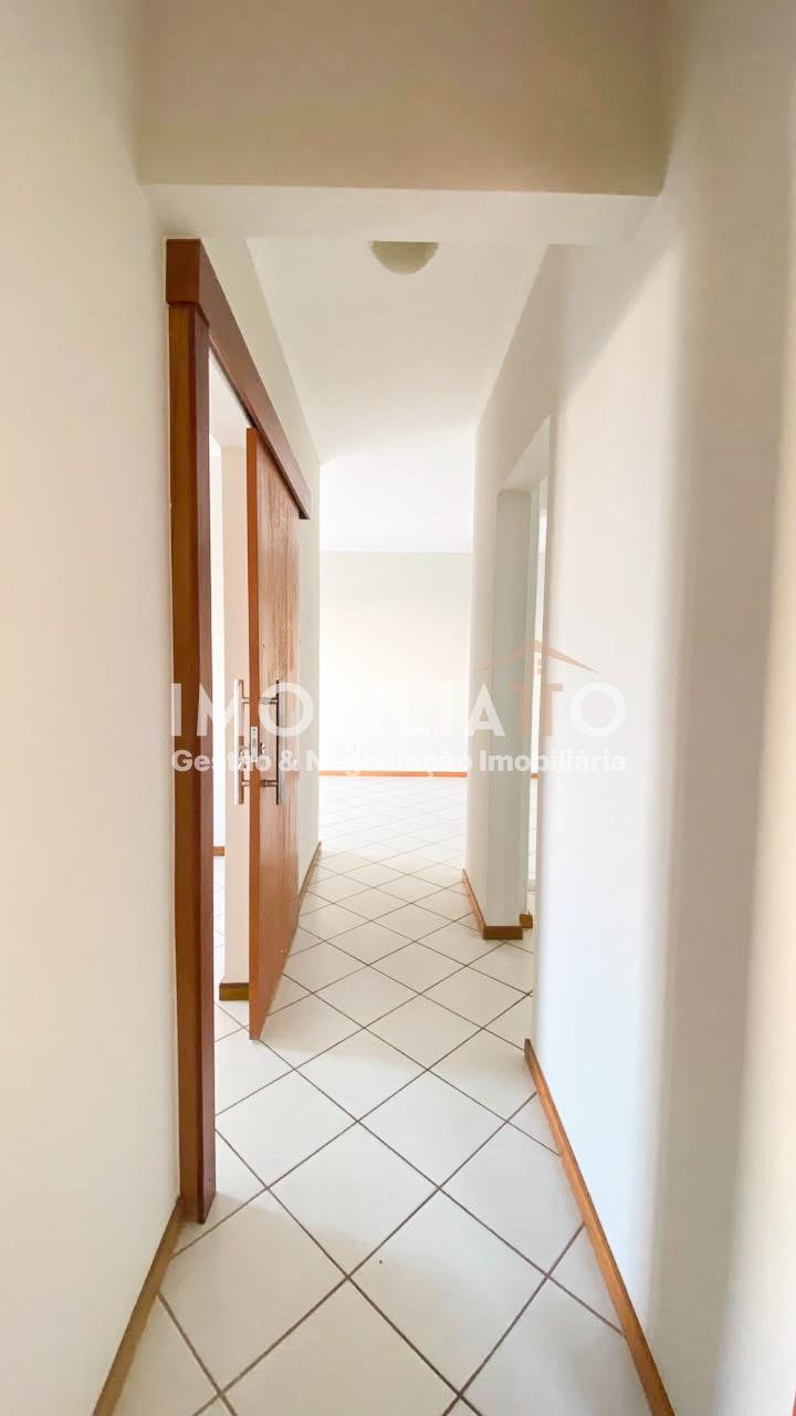 Apartamento à venda no Edifício Villa Santander em Cuiabá – 3 quartos, suíte e varanda ampla