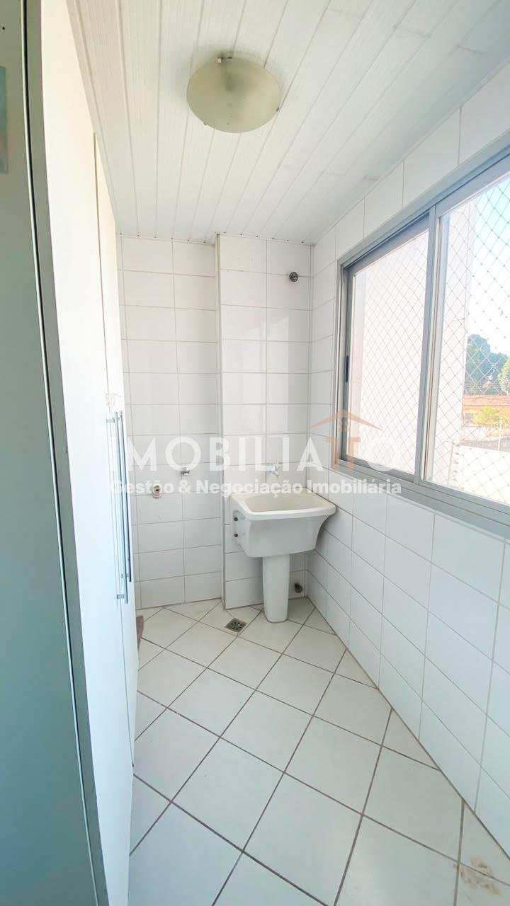 Apartamento à venda no Edifício Villa Santander em Cuiabá – 3 quartos, suíte e varanda ampla