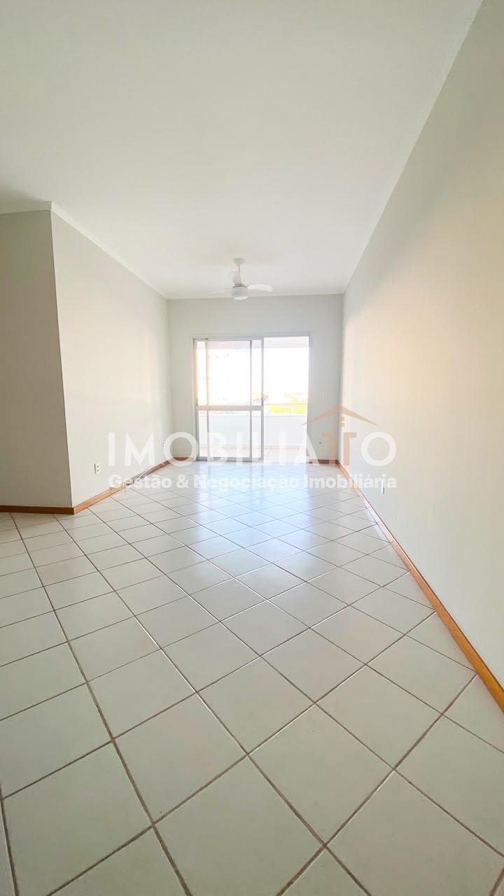 Apartamento à venda no Edifício Villa Santander em Cuiabá – 3 quartos, suíte e varanda ampla