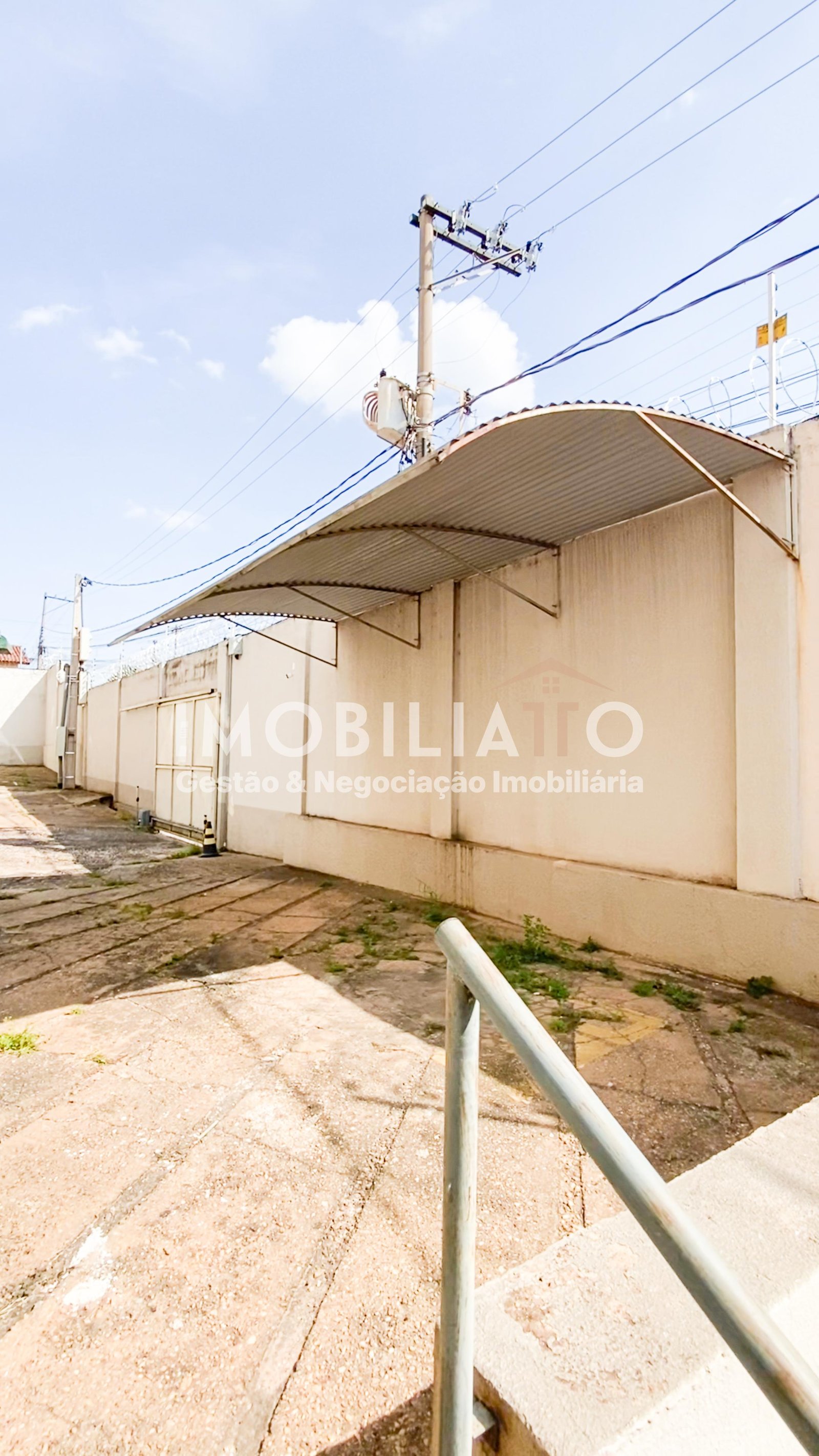 Apartamento à venda no Bairro Baú em Cuiabá – 1 quarto e 1 vaga de garagem