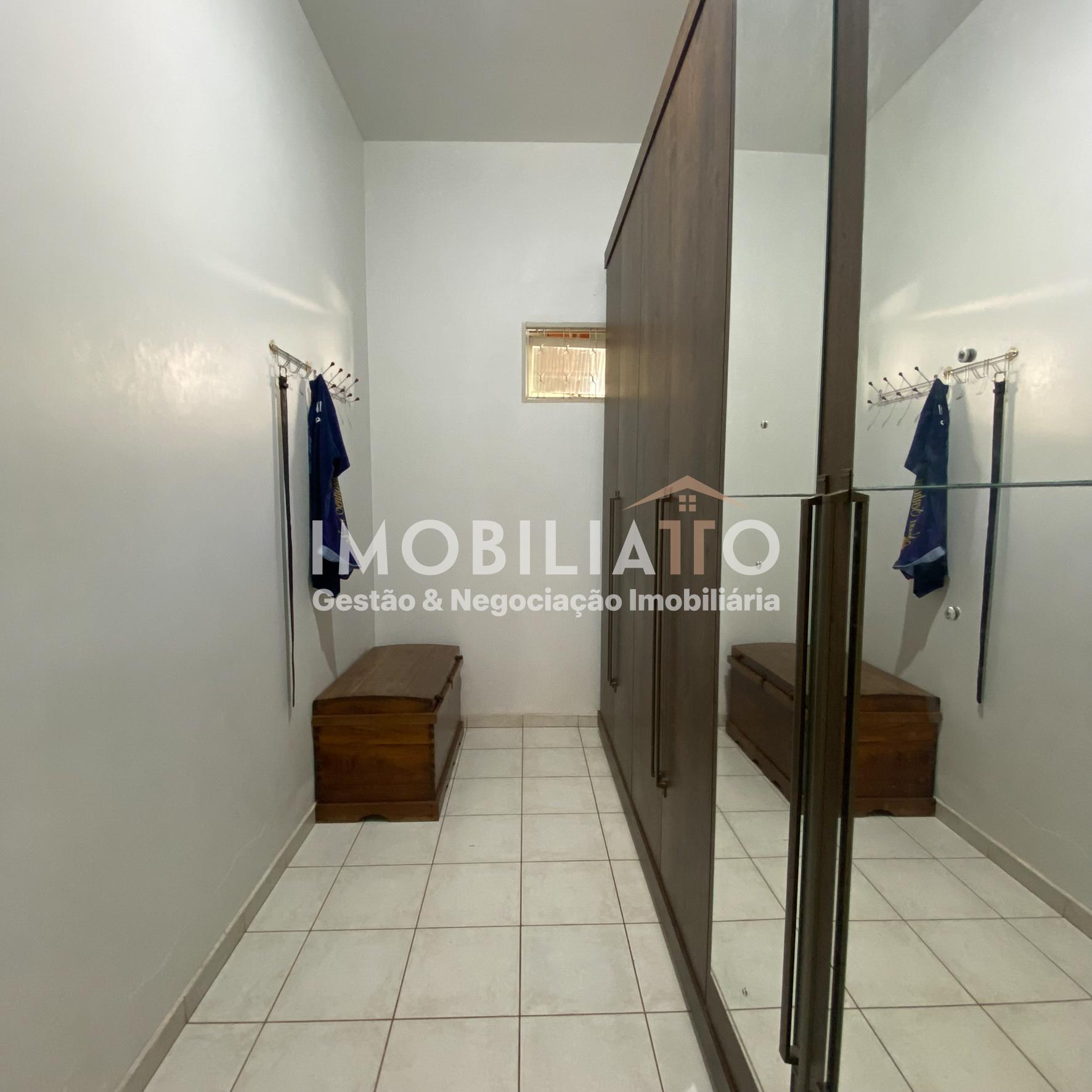 Casa à venda no CPA em Cuiabá – 3 suítes, área gourmet e 4 vagas