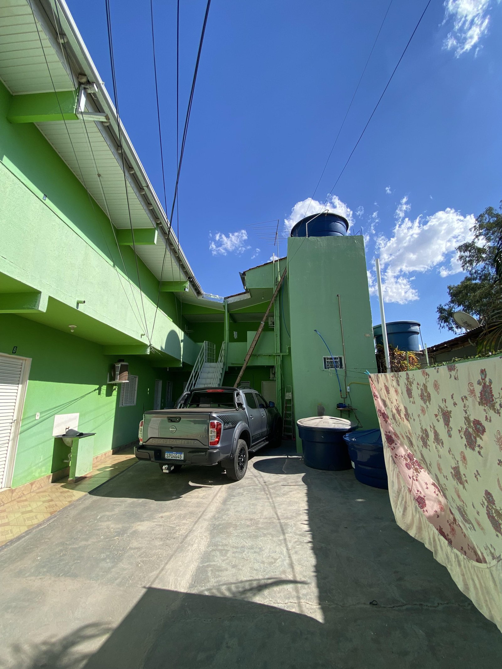 Imóvel com 9 kitnets à venda no CPA 1 em Cuiabá - investimento com alta rentabilidade