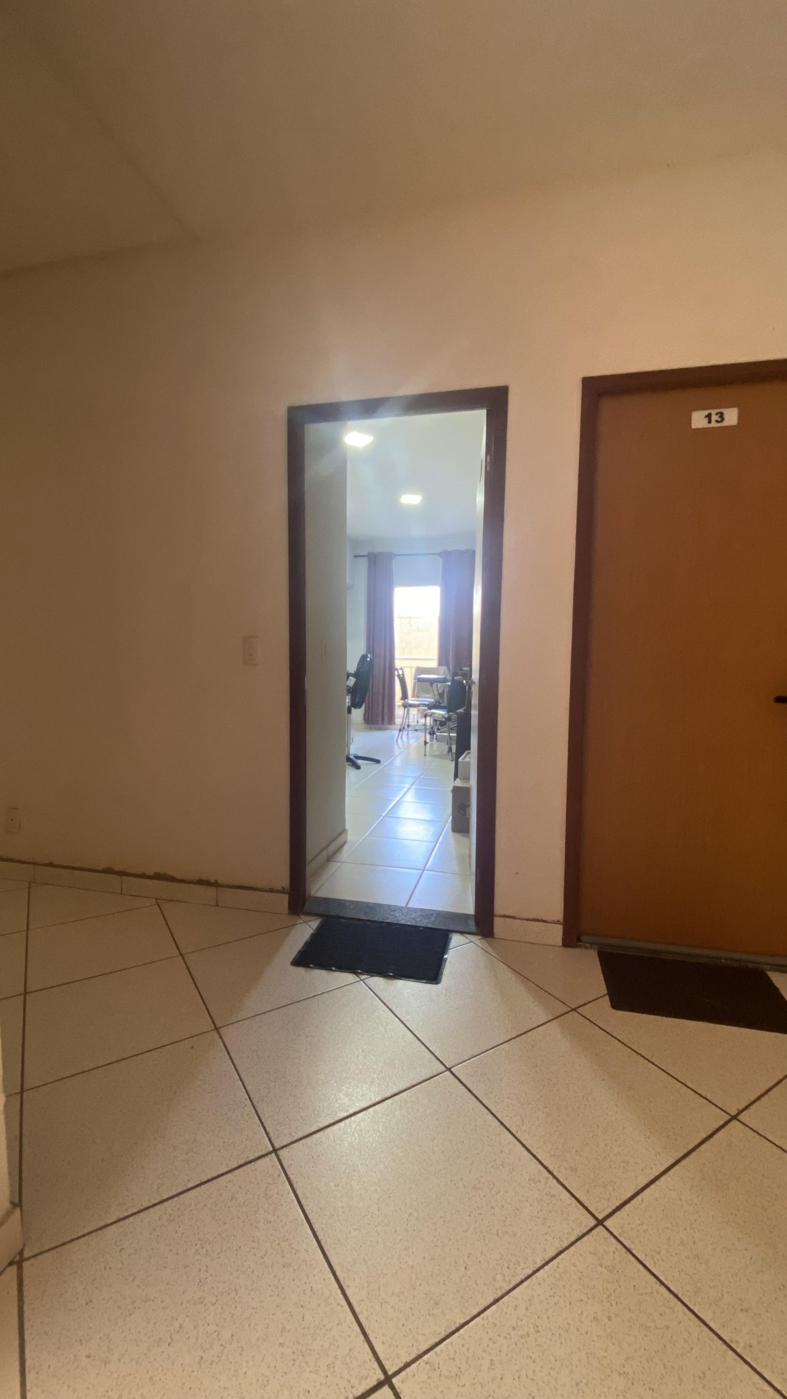 Apartamento térreo para locação no Condomínio Vila Bella em Cuiabá – 2 quartos no Despraiado