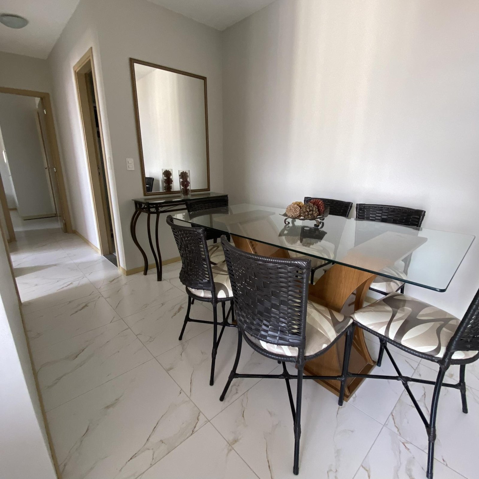 Apartamento Mobiliado a Venda na Região Central de Cuiabá
