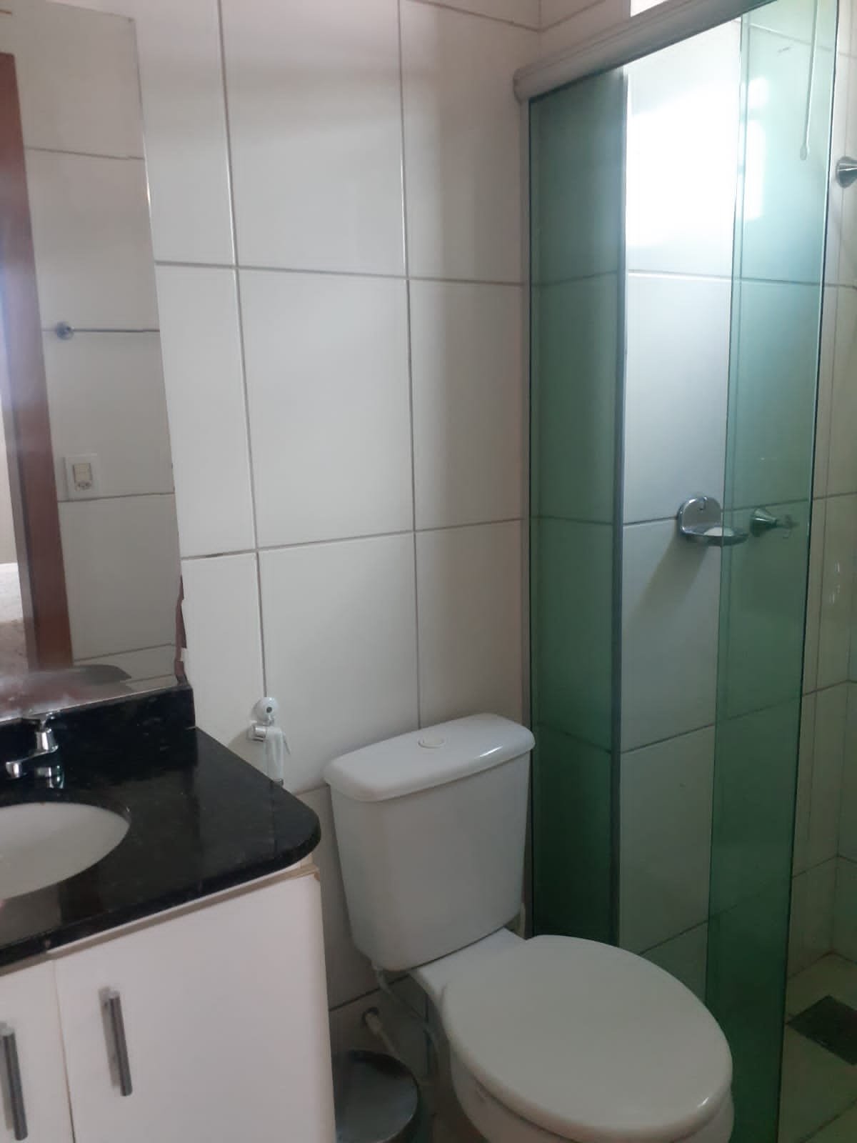 Apartamento com 3 Quartos 2 Vagas de Garagem Todo Reformado