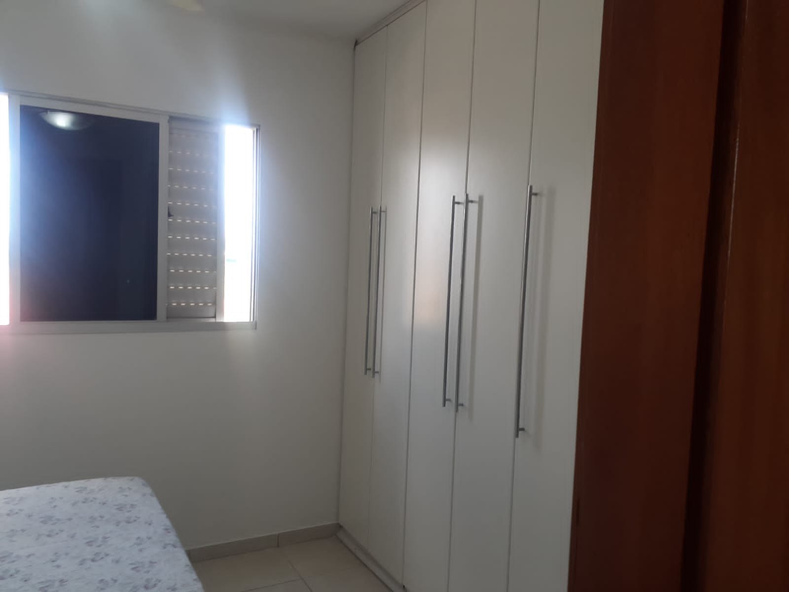 Apartamento com 3 Quartos 2 Vagas de Garagem Todo Reformado