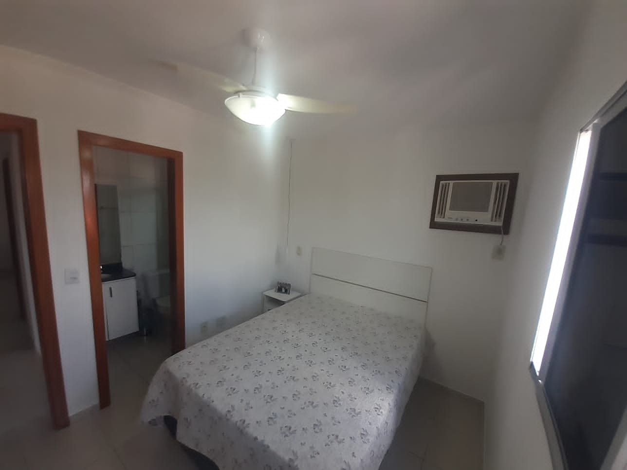 Apartamento com 3 Quartos 2 Vagas de Garagem Todo Reformado