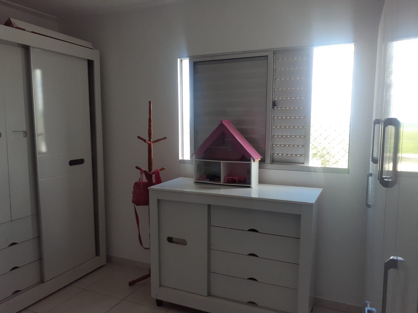 Apartamento com 3 Quartos 2 Vagas de Garagem Todo Reformado