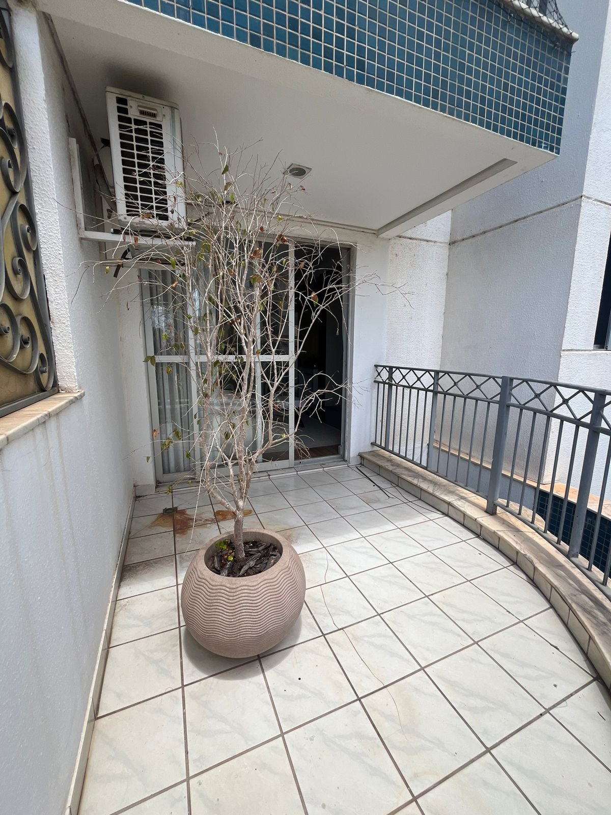 Apartamento Localizado no Condomínio Villagio Della Torre