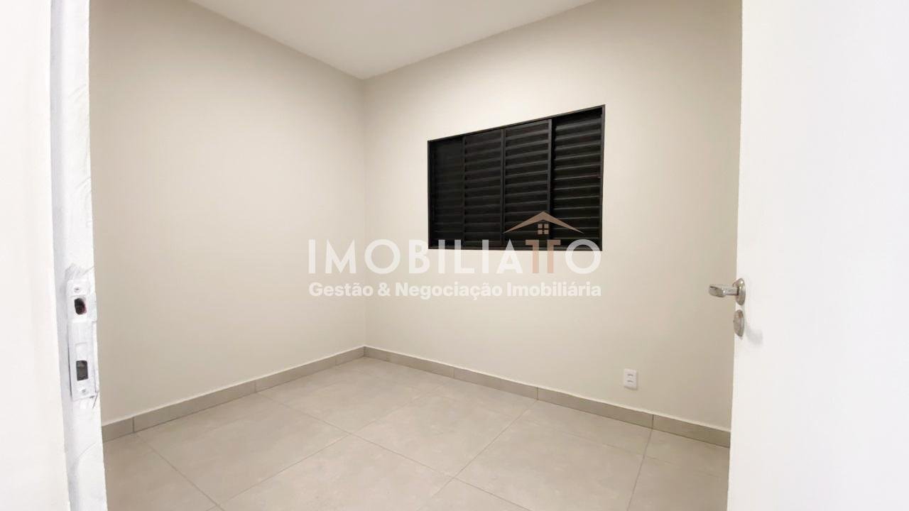 Casa à venda no Jardim Universitário em Cuiabá - 3 quartos, piscina e área gourmet