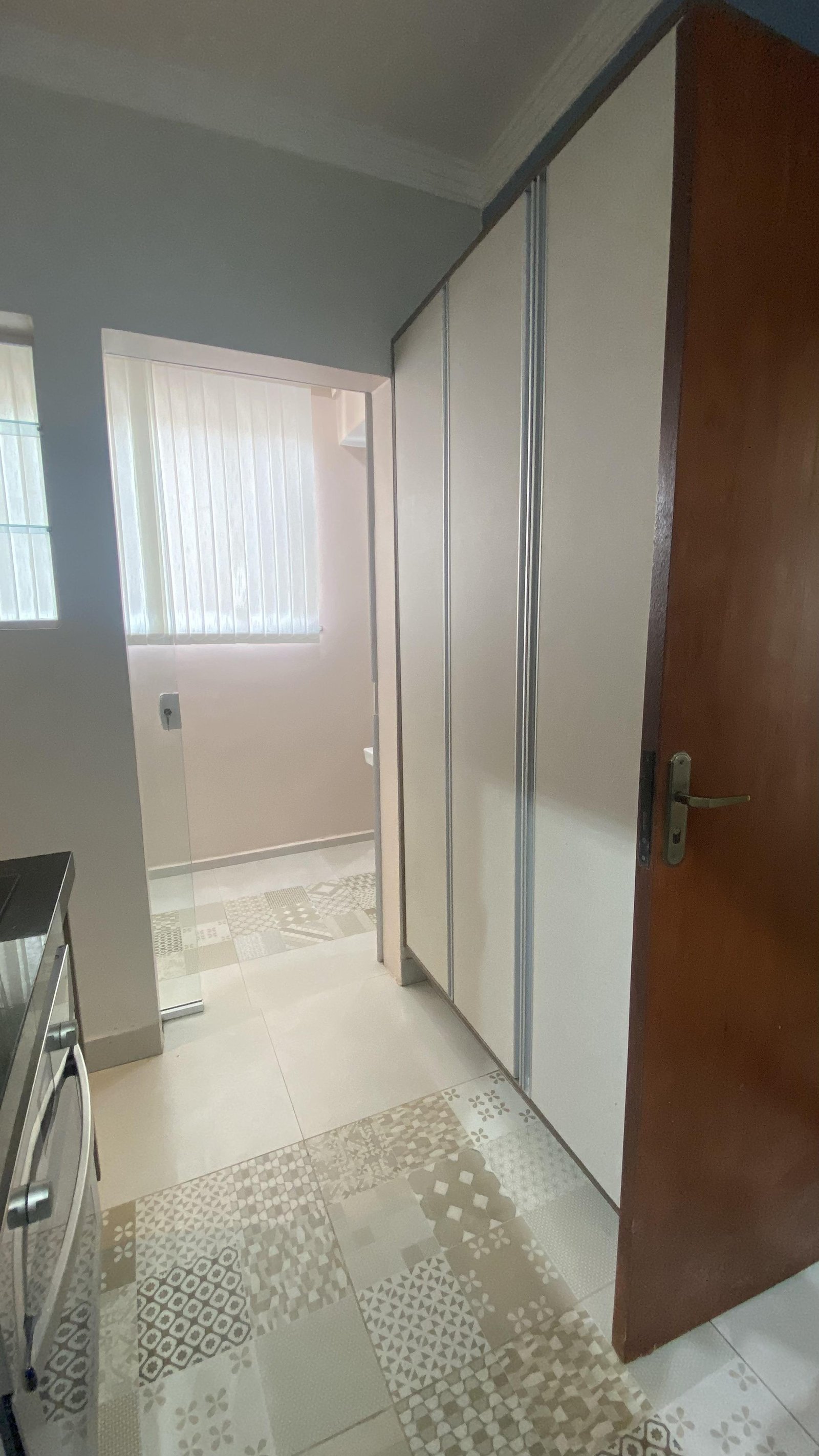 Apartamento à venda no Edifício Pôr do Sol em Cuiabá – 3 quartos, 80m² e reformado