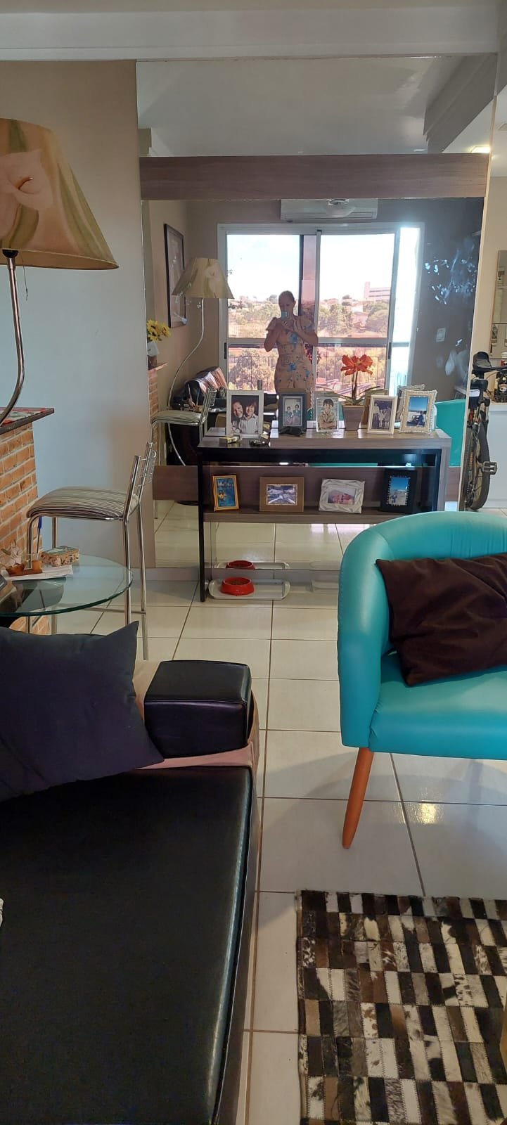 Sol da Manha com 4 Quartos e 2 Vagas na Garagem Proximo ao Centro Politico