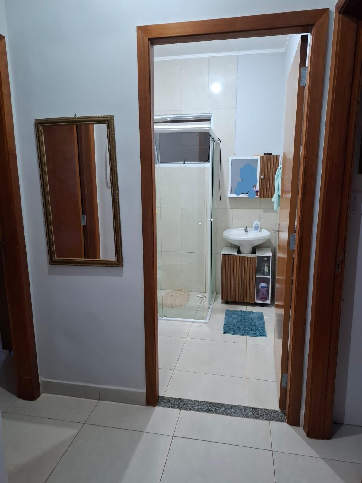 Casa à venda no Condomínio Hawai em Cuiabá – 2 quartos, quintal amplo e documentação pronta