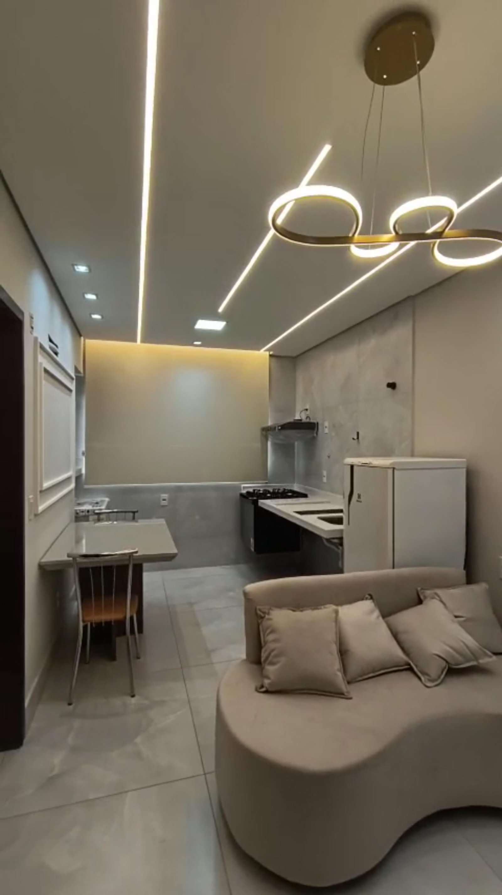 Apartamento 1 Quarto à Venda – Ed. Avenida Home & Office, Varanda, Piscina e Lazer – Cuiabá