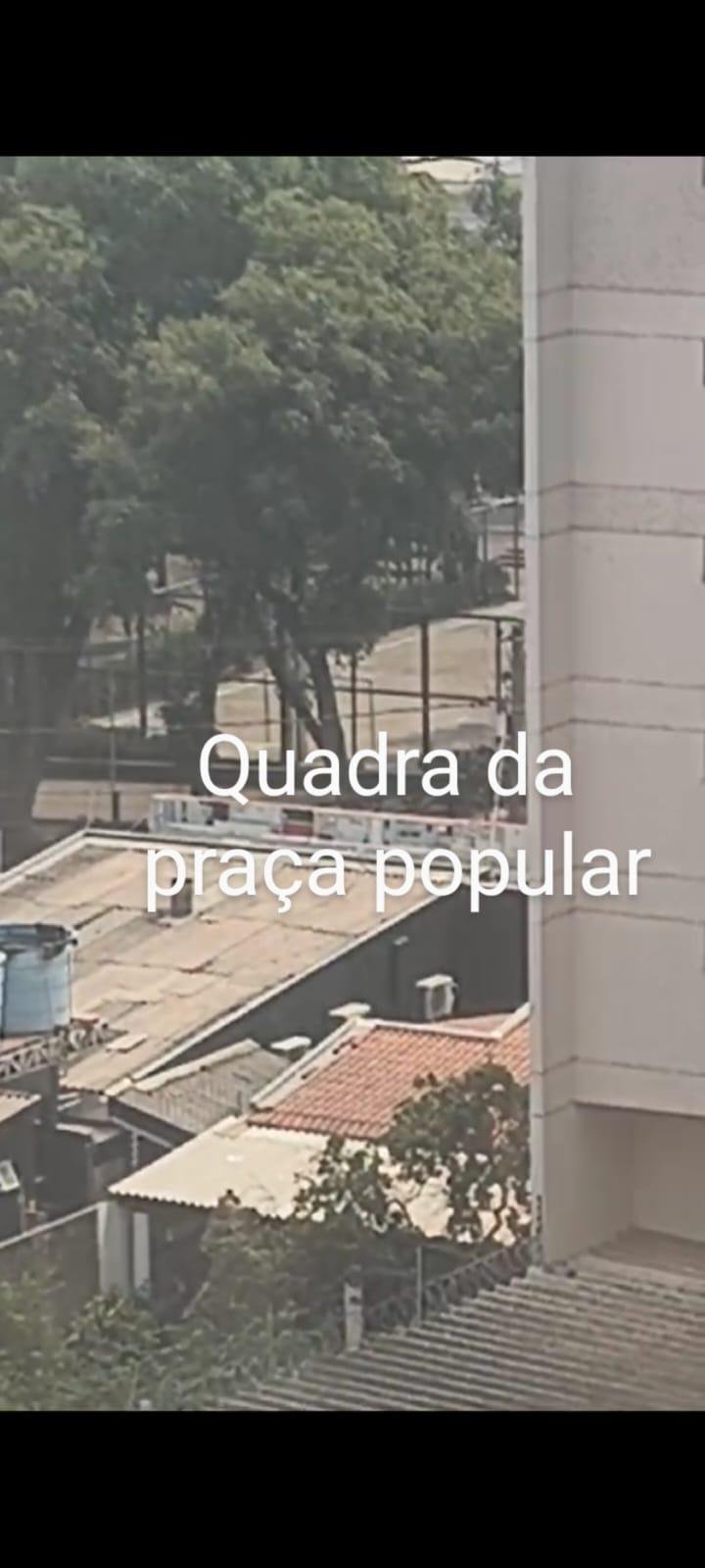 Apartamento a Venda no Clássico Versalhes da Praça Popular
