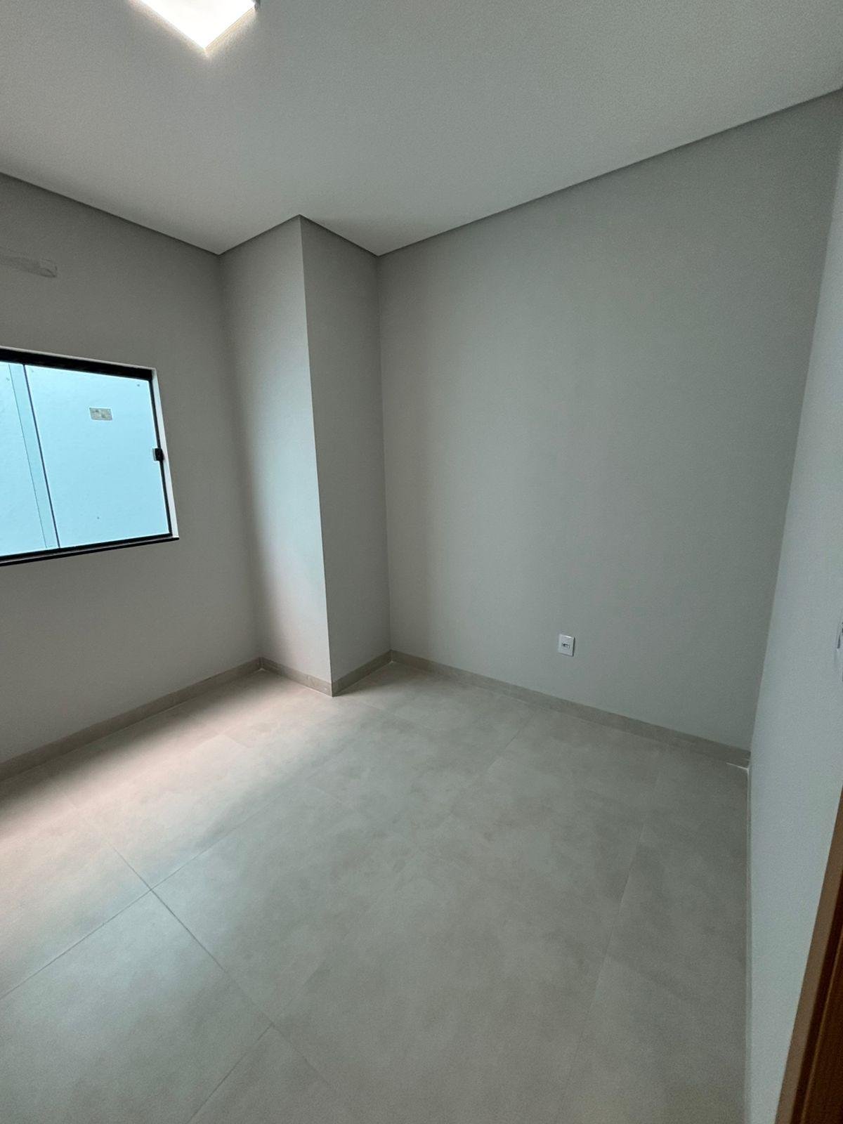 Casa Térrea à Venda no Bairro Santa Cruz, Cuiabá – 3 Quartos com Suíte e Espaço Gourmet