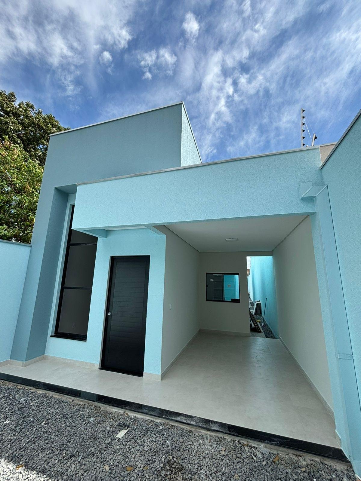 Casa Térrea à Venda no Bairro Santa Cruz, Cuiabá – 3 Quartos com Suíte e Espaço Gourmet