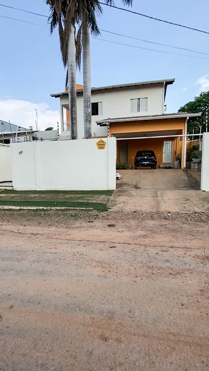 Sobrado Abaixo do Preço de Avaliação no Bairro Santa Rosa em Cuiabá