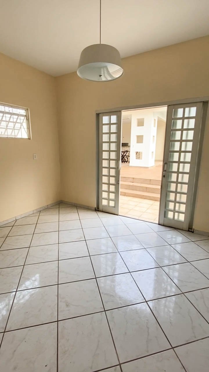 Sobrado Abaixo do Preço de Avaliação no Bairro Santa Rosa em Cuiabá