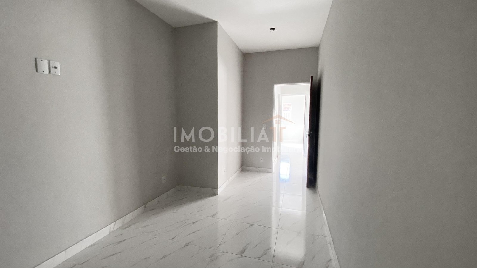 Casa Térrea à Venda no Bairro Icaraí – 2 Quartos, Quintal Amplo e Financiamento MCMV