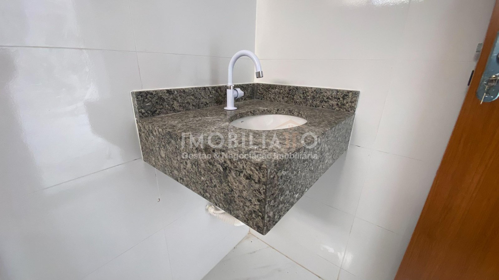 Casa Térrea à Venda no Bairro Icaraí – 2 Quartos, Quintal Amplo e Financiamento MCMV