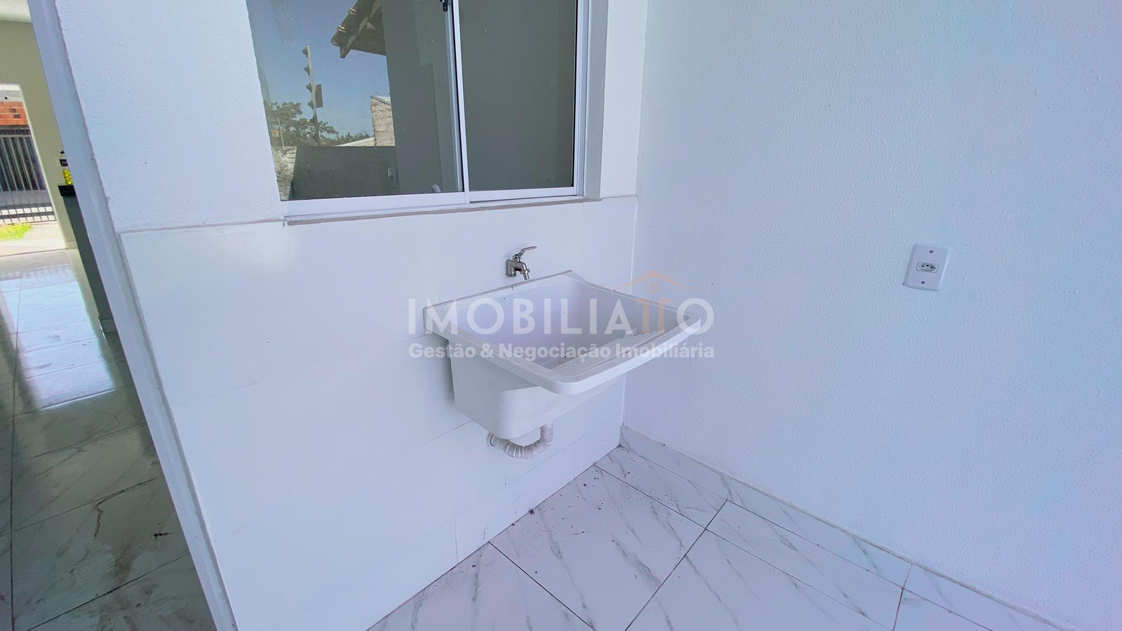 Casa Térrea à Venda no Bairro Icaraí – 2 Quartos, Quintal Amplo e Financiamento MCMV